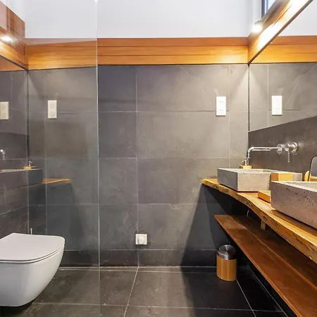 Charmant T2 Atypique De 50m2 En Plein Coeur D'ajaccio *